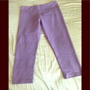 Lululemon size 6 Wunder Unders
